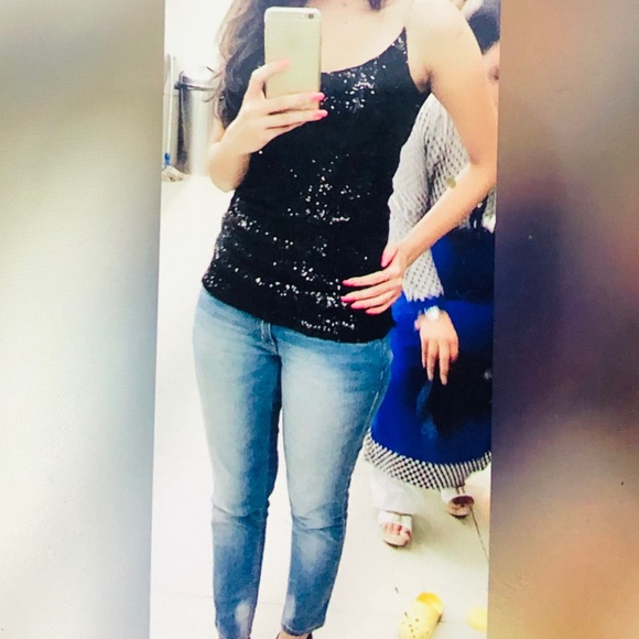 Black sequins top - Picture 2 of 6